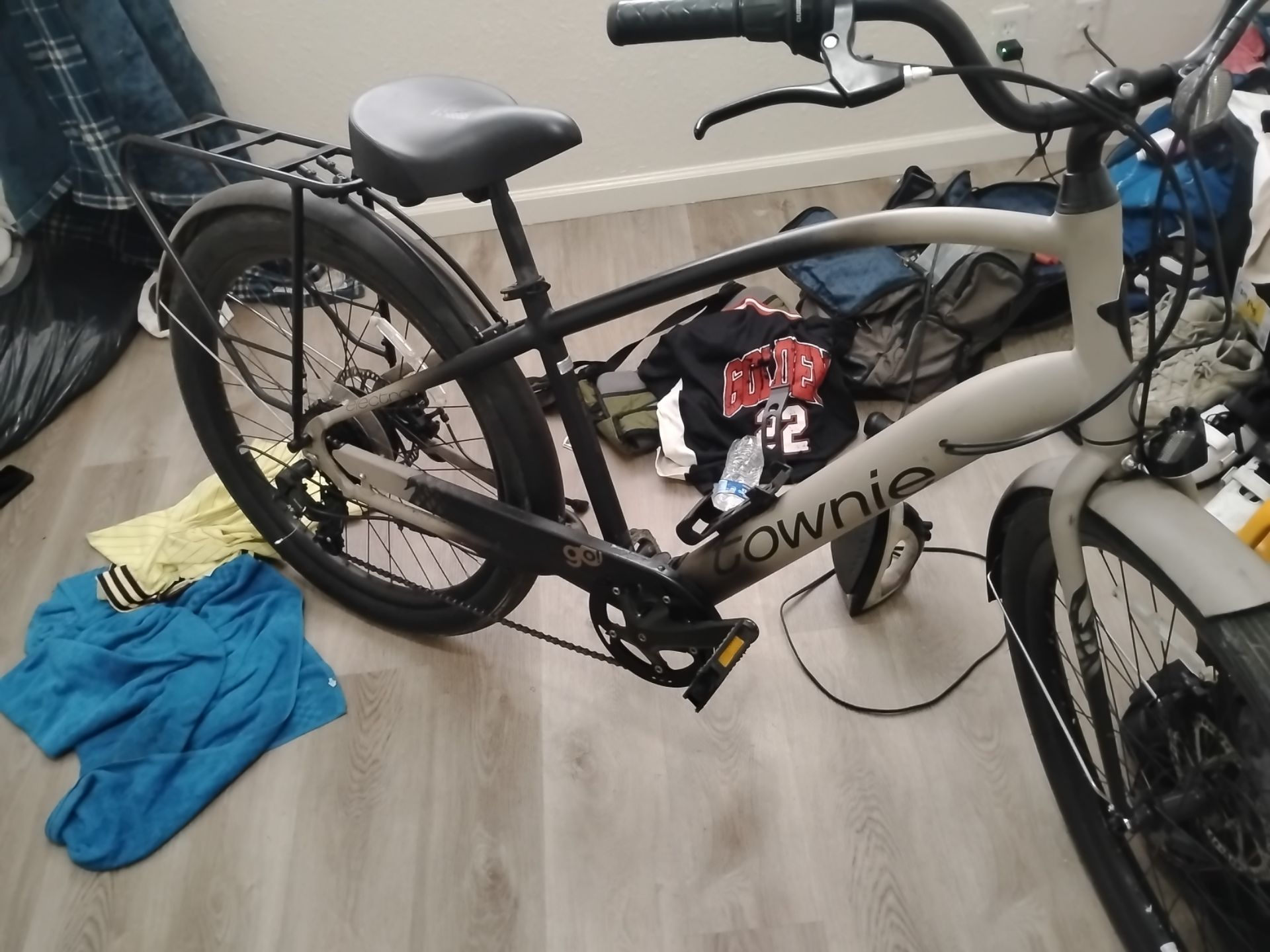 Electra E bike townie go