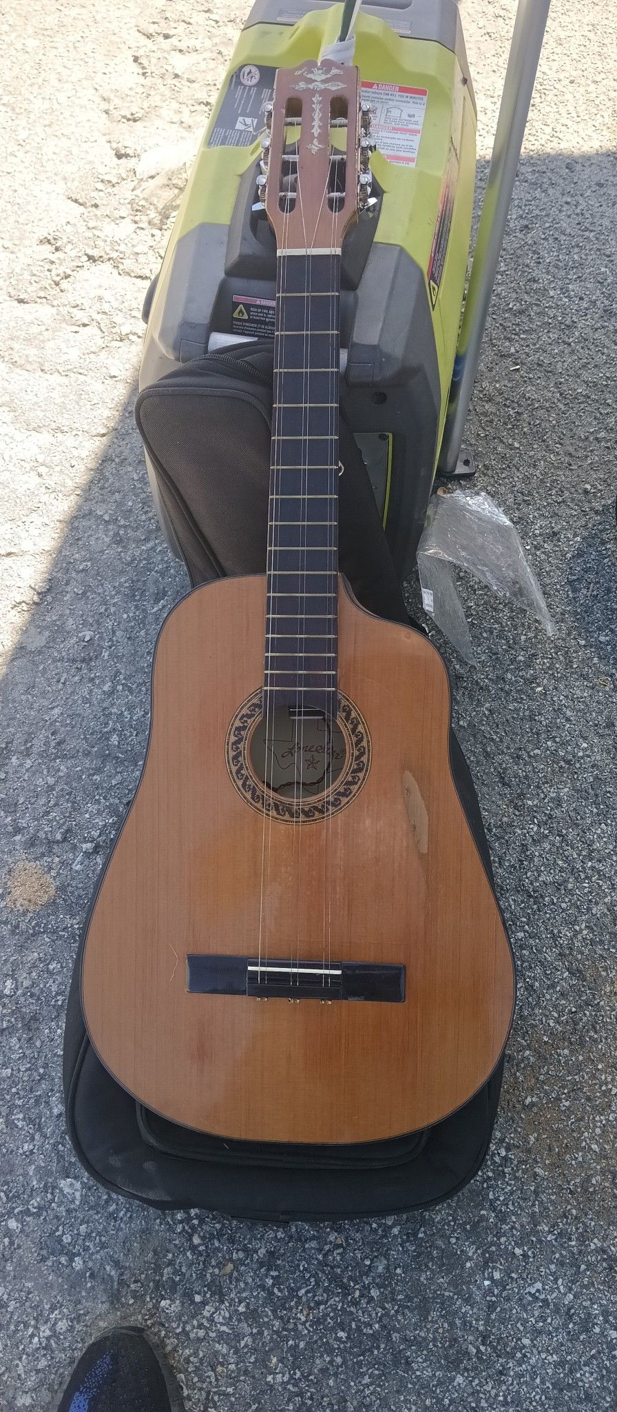 Guitar 6 String