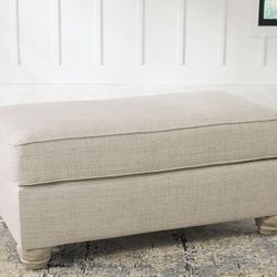 Traemore - Linen - 2 Pc. - Chair and a Half with Ottoman