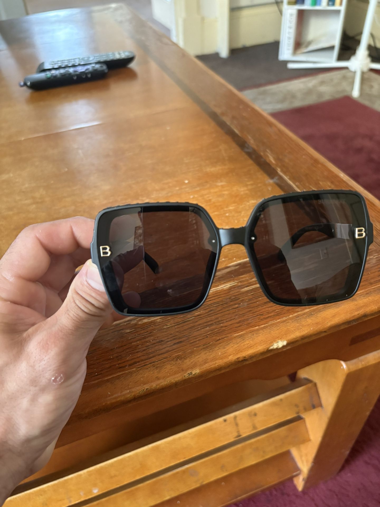 Luxury Women Sunglasses Burberry