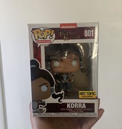 LEGEND OF KORRA HOT TOPIC EXCLUSIVE 