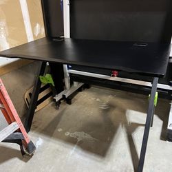 Gaming Chair/desk 