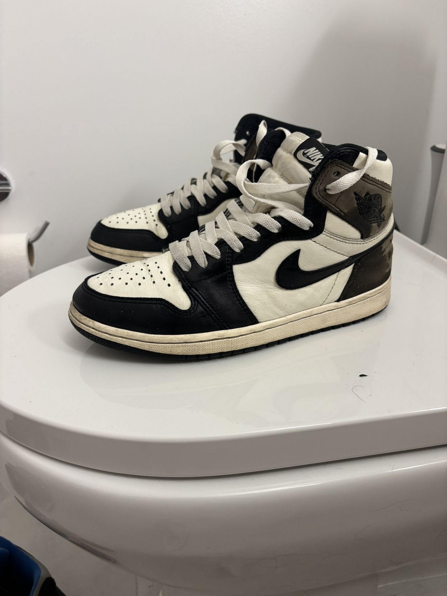 Size 8 Jordan 1s