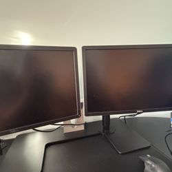 Dell Dual 22inch Monitor With a Stand