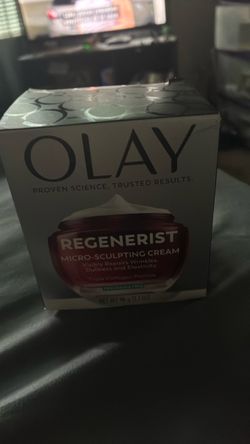 Olay Regenerist micro-sculpting cream