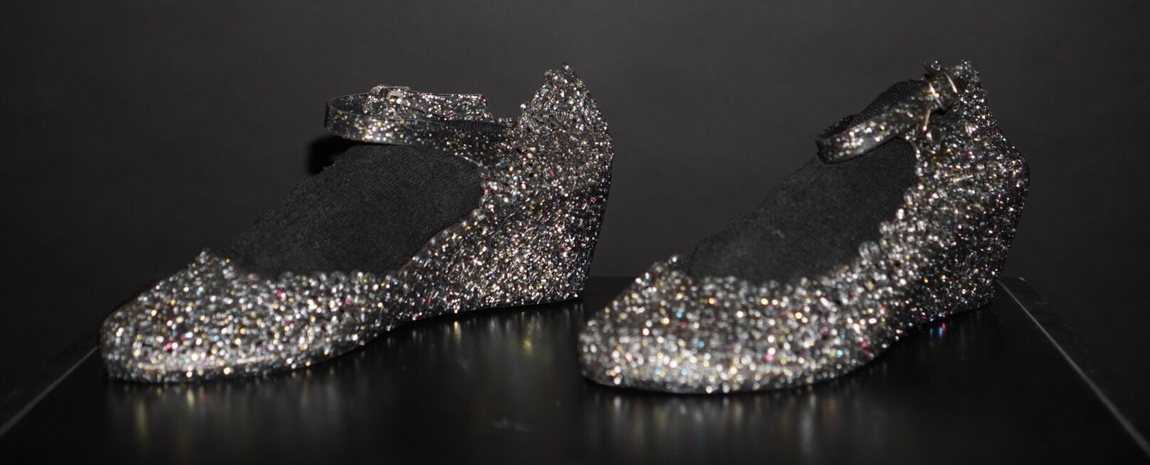 XINZL Women’s Black Glitter Jelly Wedge Shoes 8.5 40 NEW