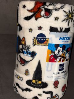 New Disney Halloween Mickey & Minnie Super Soft Oversized Blanket Throw 60 X 72”