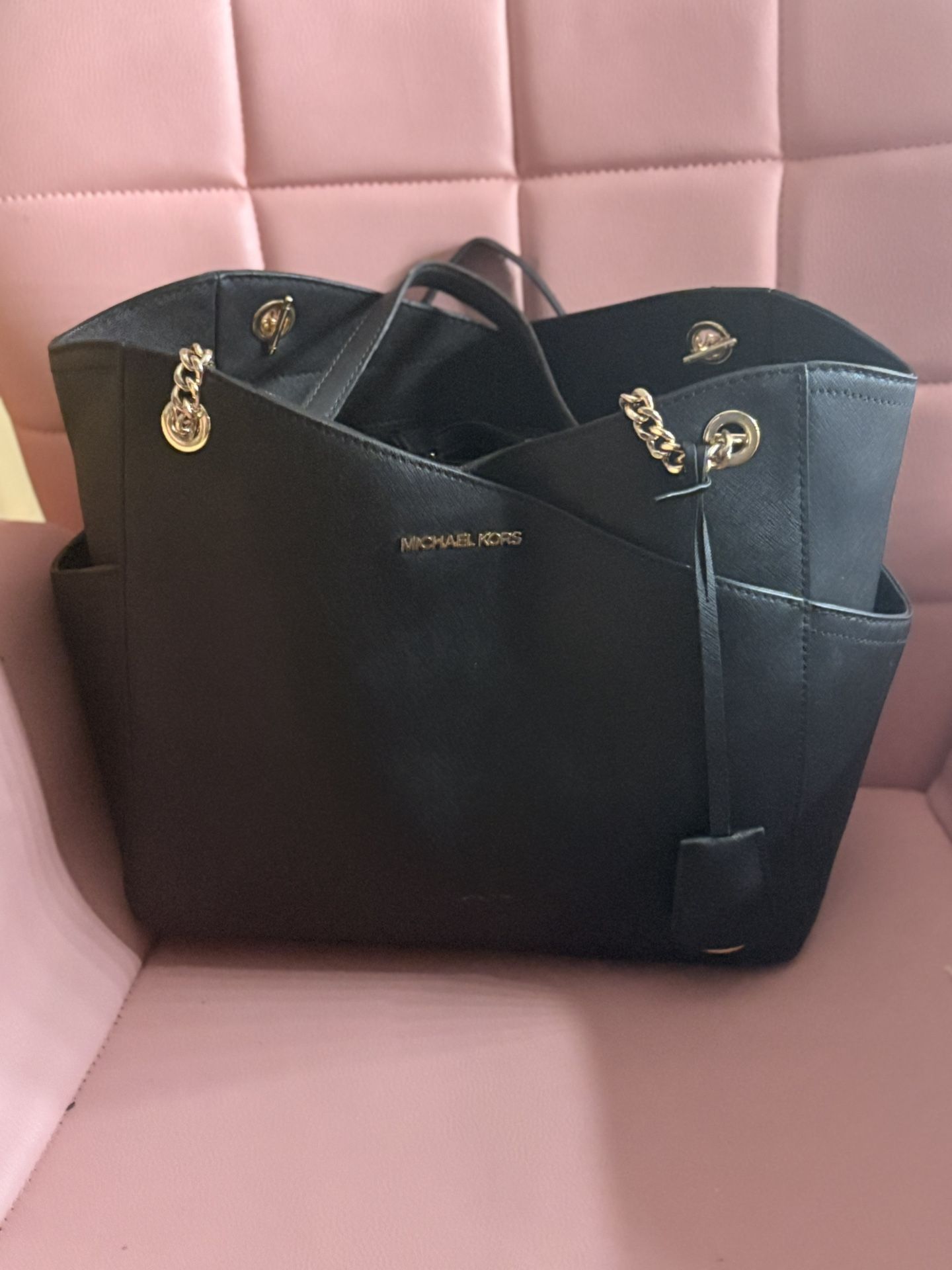 Michael Kors Women's Jet Set Travel Large Chain Shoulder Bag
