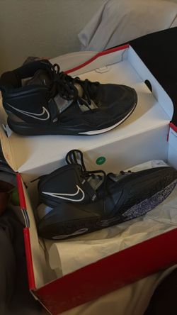 Kyrie Infinity & Melo Ball 1s