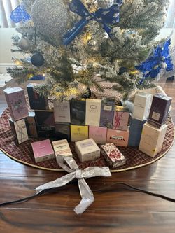 Christmas 🎄 Gifts On Sale 🚨