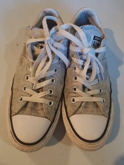 Converse womens 8