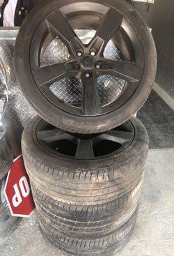 800