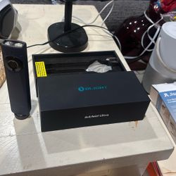 Olight Arkfeld Ultra  Flashlight