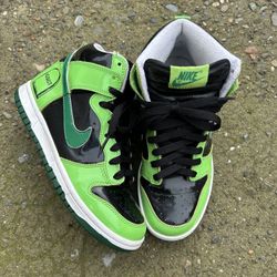 Halloween Dunk Size 4.5y🔥