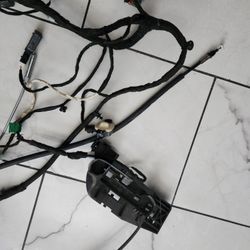 Dodge Challenger Rt Oem Door Handle & Door Latch System 