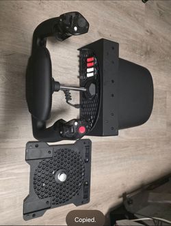 Honeycomb Alpha Flight Controls Yoke & Switch Panel