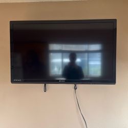 42 Inch Emerson TV For Sale 