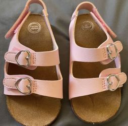 Toddler girl huaraches Size 6