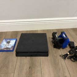 Sony PlayStation 4
