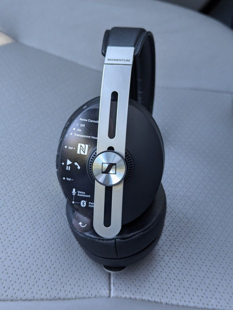 Sennheiser Momentum 3