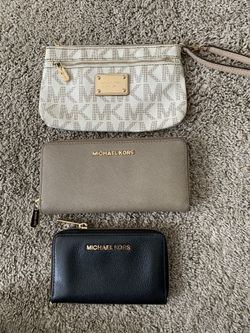 Michael Kors Wallet and Wristlet