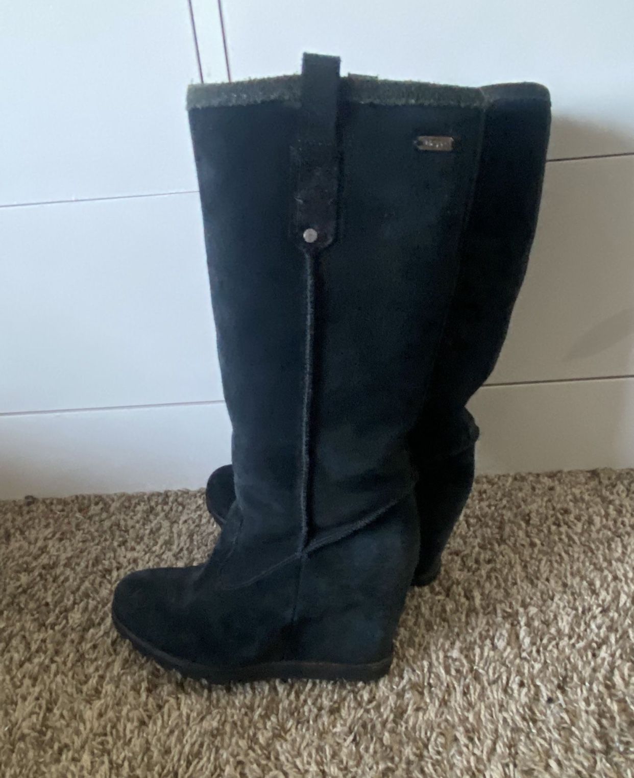 Ugg Boots Women Size 6