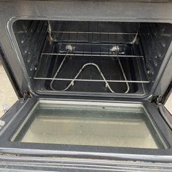 Frigidaire Stove