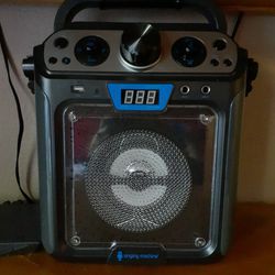 Karaoke Singing machine 
