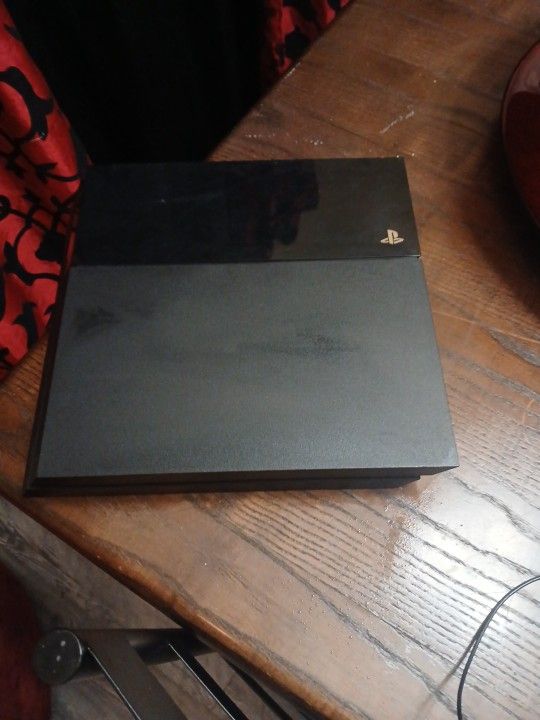Play Station 4