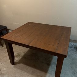Dining Table With Leaf And 4 Chairs 
