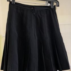 Black Pleated Skirt 