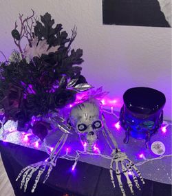 Halloween Skeleton Décor Arrangement – $40