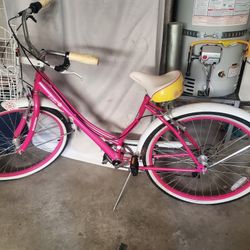 Schwinn Lulu Cruiser 