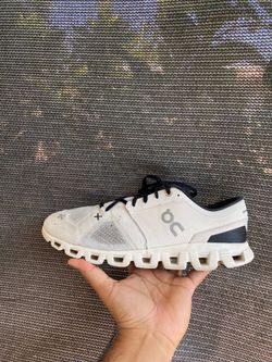On Cloud X 3 training sneakers in Ivory/Black