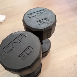 4 CAP 20lb Dumbells