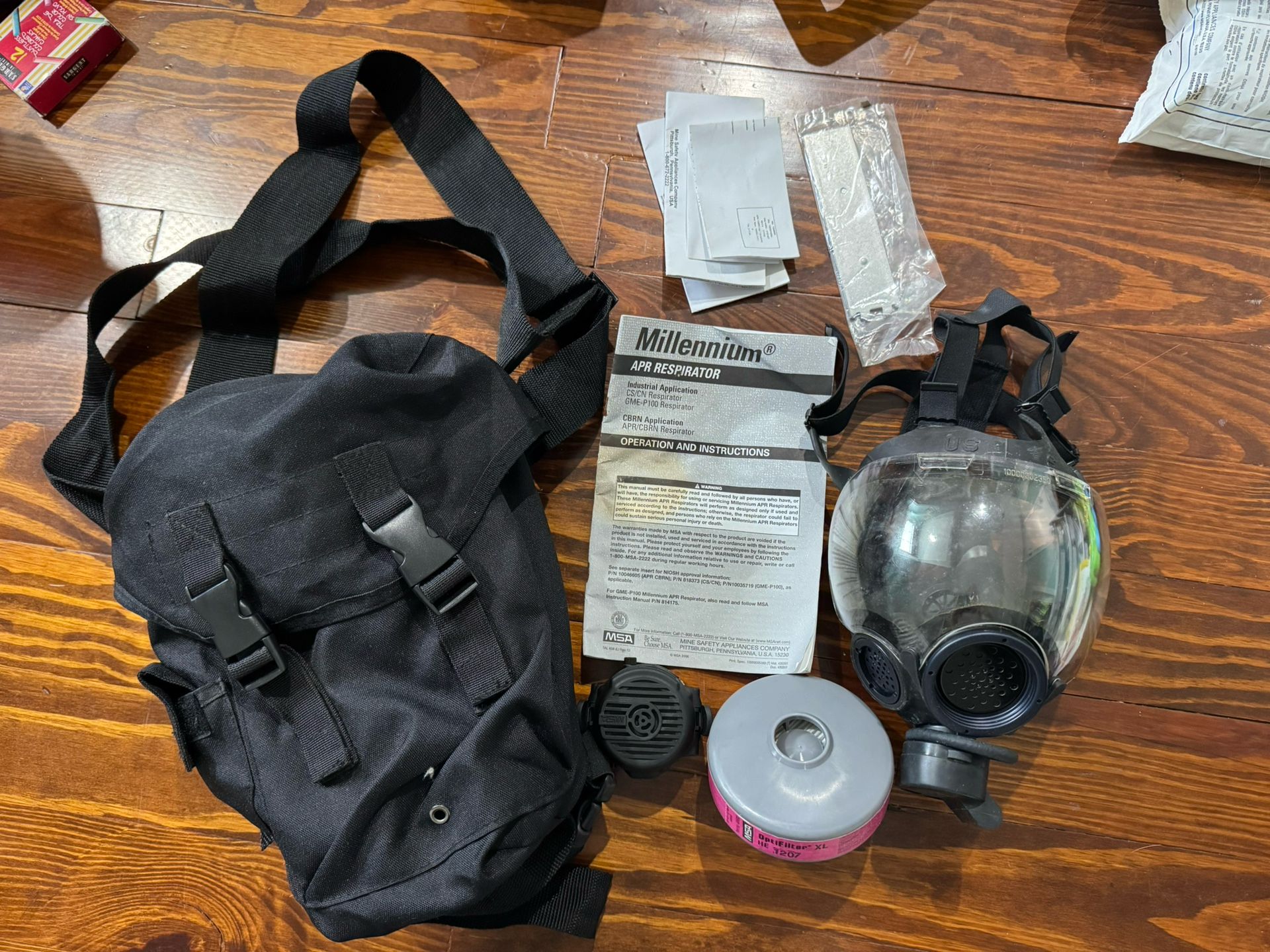 MSA Millennium Full Face Gas Mask CBRN Riot Control Small With Case & Extras