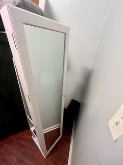 Mirror storage
