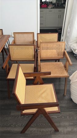 SET OF WOODEN CHAIRS