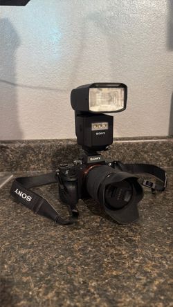 The Sony Alpha 7 II (a7 II) is a 24.3-megapixel full-frame mirrorless camera