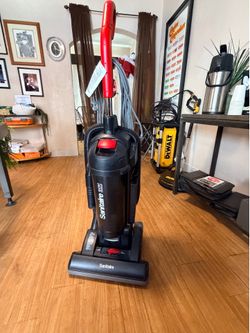 Sanitaire Commercial QuietClean Upright Vacuum - Powerful & Durable! (Like New Condition)