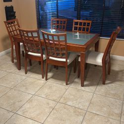 Dining Table Expandable 