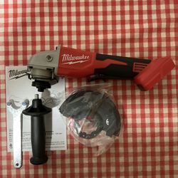 Milwaukee. M18 Lithium Ion Cordless 4-1/2” Grinder (Tool Only). 2680-20.