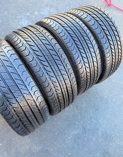 235 55 18 Continental I sell this Seth of tires with 80% life the 4