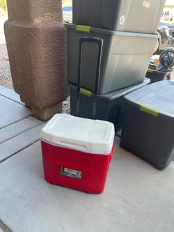 Igloo Cooler 28qt