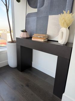 Black Console