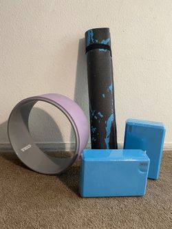 Yoga Blocks, Mat, & Back Roller