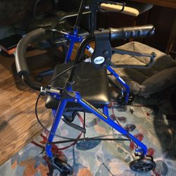 New Standard Rollator