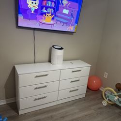 Dressers All New Furniture And Free Delivery 