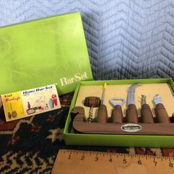 Ideal Bar Set In Original Box  Vintage/New