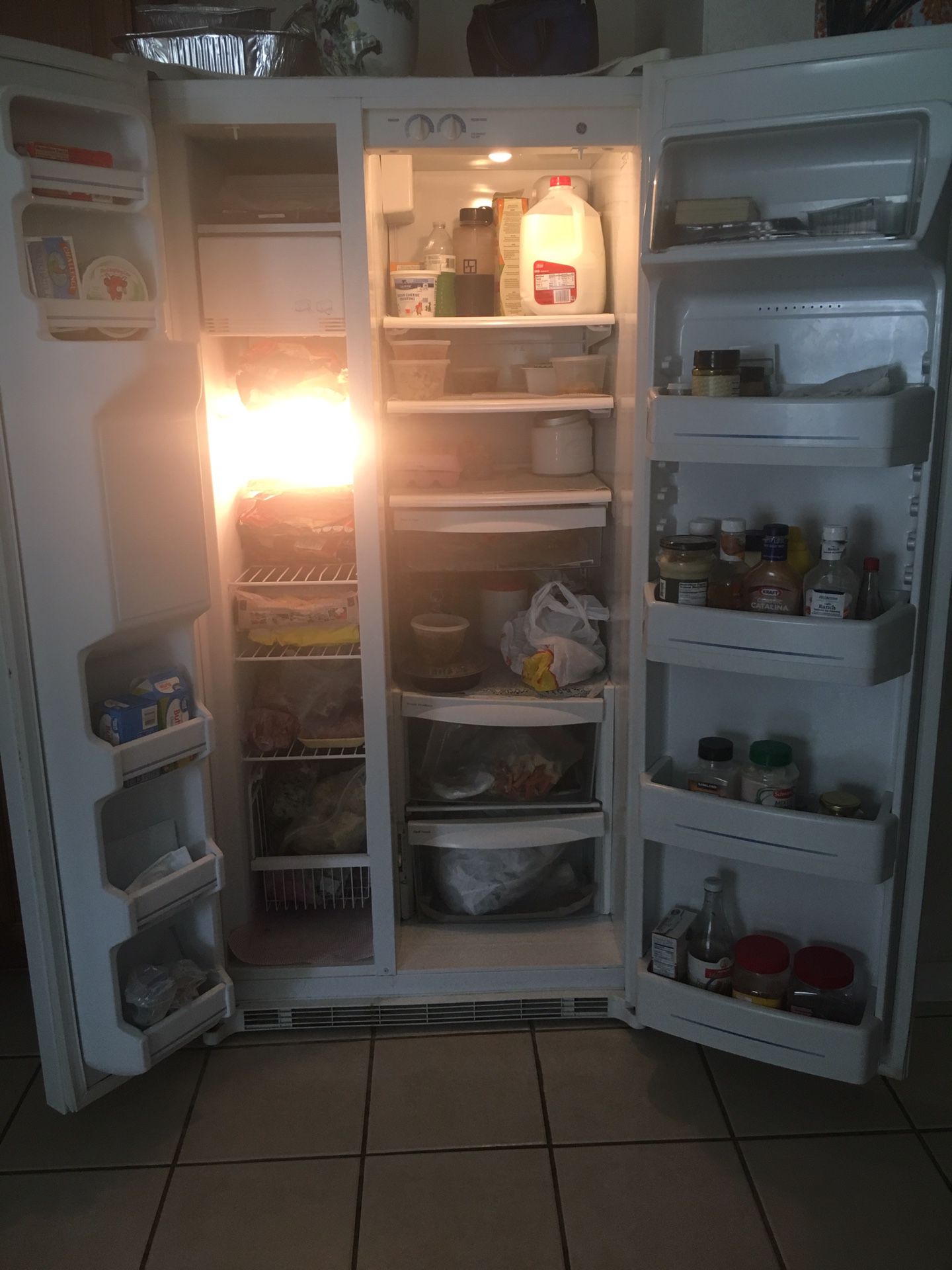 GE Refrigerator for immediate sale